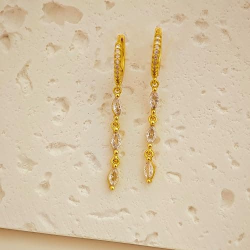 Tituthia Gold Earrings for Women Trendy, Simple Dainty 14K Gold Plated Paperclip Square Chain Link Dangle Hoops Earrings Pin Stud Huggie Earrings Lightweight Hypoallergenic Minimalist Aesthetic Gold Jewelry for Christmas Gifts thumbnail 6