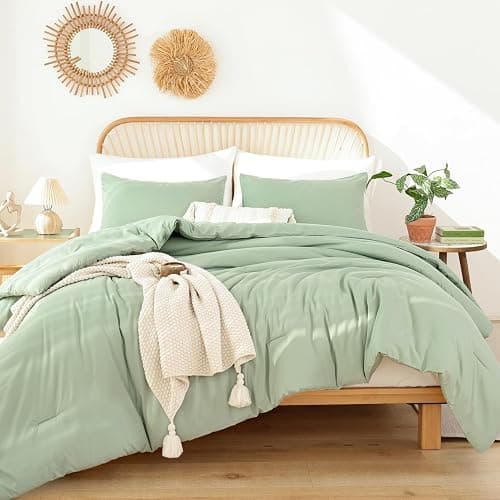 ROSGONIA Sage Green Twin/Twin XL Comforter Set for College Girls Boys, 1 Sage Comforter & 1 Pillowcase, Lightweight Kids Comforter Sets Dorm Bedding thumbnail 6