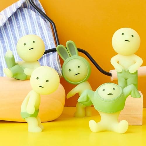 Smiski Dreams Glow in The Dark Figure, Dressing Series, Random Style, 1 Pack thumbnail 5