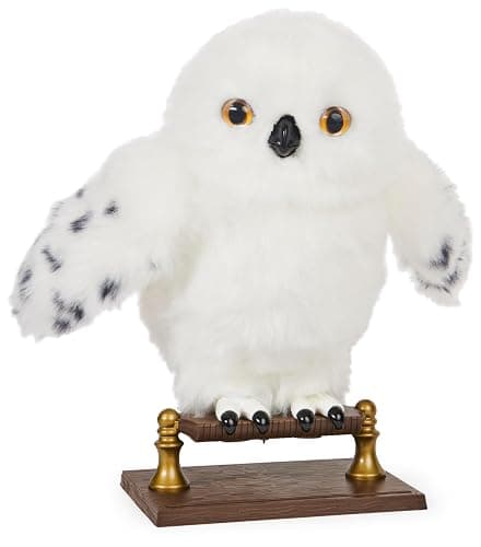 Wizarding World, Enchanting Hedwig Interactive Harry Potter Owl with Over 15 Sounds and Movements and Hogwarts Envelope, Kids Toys for Ages 5 and up - Image 1