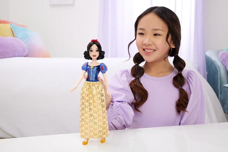 Mattel Disney Princess Snow White Doll in Sparkling Fashion with Removable Skirt, Hairband and Shoes, Posable & Collectible, Inspired by Movie thumbnail 2