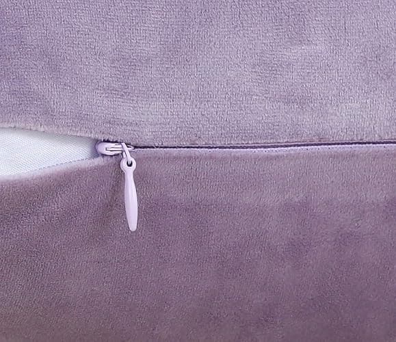 Jeneoo Comfy Soft Thick Velvet Throw Pillow Cases for Sofa Couch, Decorative Solid Square Cushion Covers for Bedroom Car (Lavender, 18 x 18 Inches, 2 Pieces) thumbnail 3
