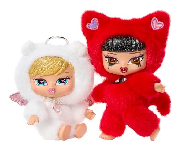 Bratz Bratziez Sweetheartz Plush Blind Box with Charm Clip and Accessory, Collectible Characters thumbnail 3