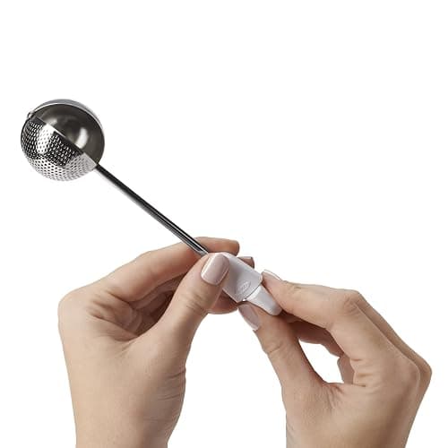 OXO Good Grips Baker’s Dusting Wand for Sugar, Flour and Spices thumbnail 5