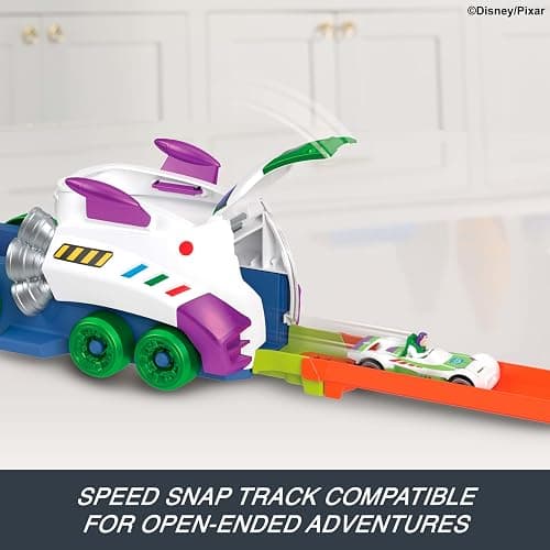Hot Wheels Toy Car, Disney and Pixar Hi-Tech Buzz Lightyear Launcher & Hauler with 1:64 Scale Die-Cast Superstar Speeder Hi-Tech Buzz Lightyear thumbnail 4