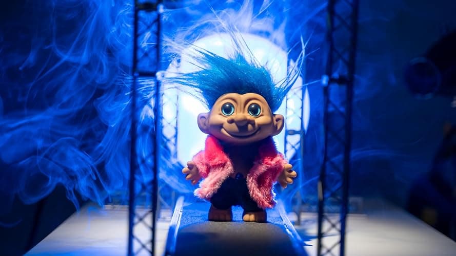 Good Luck Trolls 4" Dolls | 80's Glam Fusion | Rainbow Figures | Nostalgic Toys for Best Playtime Fun | Collectible Troll Figures - Fashionable Material Doll, Rockstar thumbnail 6