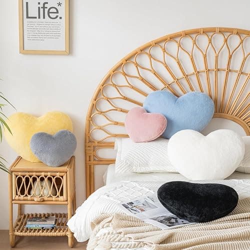 Xiashrk Heart Pillow, Heart Shaped Pillow for Bed Couch, Soft Decorative Heart Throw Pillow, Cute Decorate Pillows, Heart Pillows for Bedroom Living Room (Black, Medium 15.7"x11.8") thumbnail 6