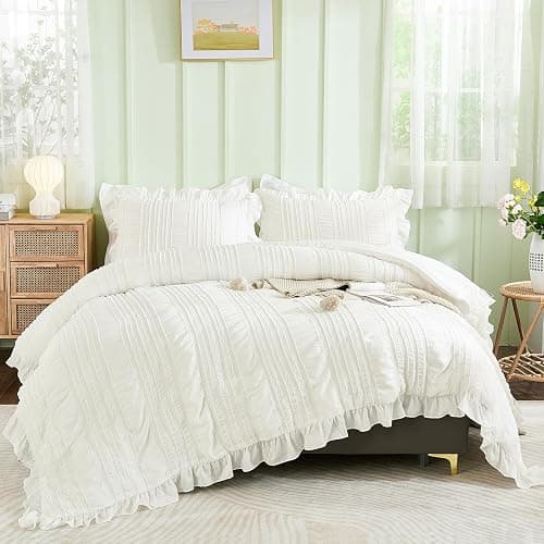 Boho Ruffle Comforter - Image 1