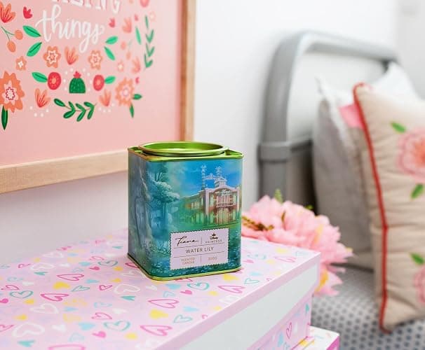Disney Princess Home Collection Tiana 11-Ounce Scented Tea Tin Candle with Water Lily Aromatic Fragrance | 28-Hour Burn Time | Home Decor Housewarming Essentials, Cute Gifts and Collectibles thumbnail 3