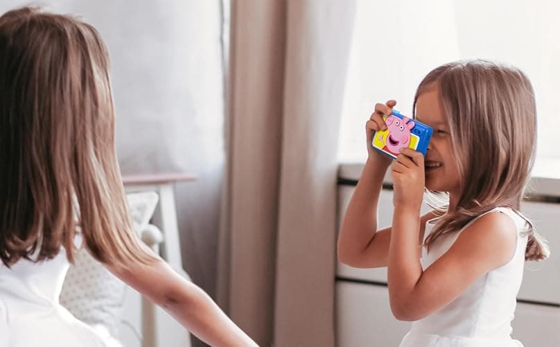 ekids Peppa Pig Kids Camera with SD Card, Digital Camera for Kids with Video Recording and Built-in Digital Stickers, Peppa Pig Toys Make Great Stocking Stuffers for Kids thumbnail 4
