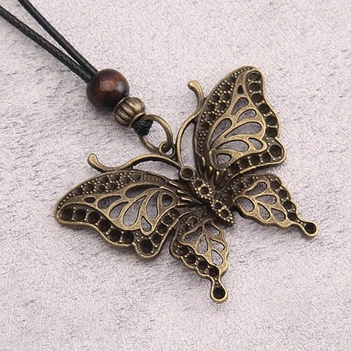 GelConnie Leather Cord Necklace Chain Multilayer Wooden Pendant Necklaces Vintage Jewelry Boho Long Sweater Necklace for Women Men thumbnail 3