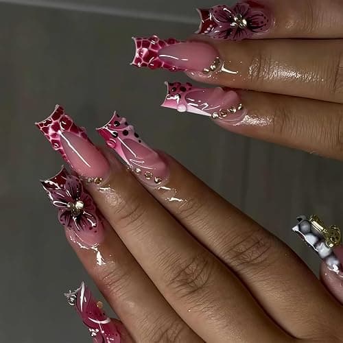 Auroriel 24 Stk Lange Quadratische Press On Nails Rosa French Tip mit Krokodilmuster Handgefertigte 3D Blumen Strass Kunstnägel Vollflächig Kleben Fall Acrylic Nail Set für Damen - Image 1