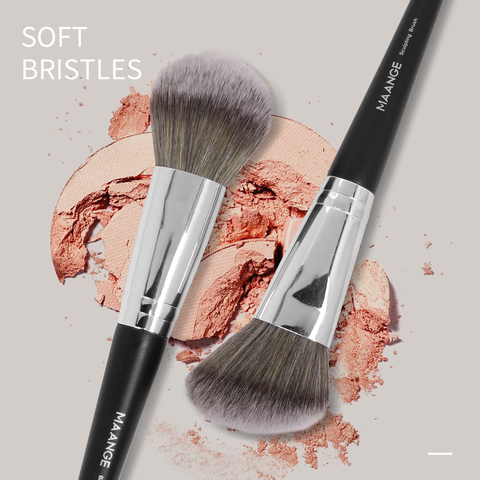 Brochas de Maquillaje con Estuche  thumbnail 3