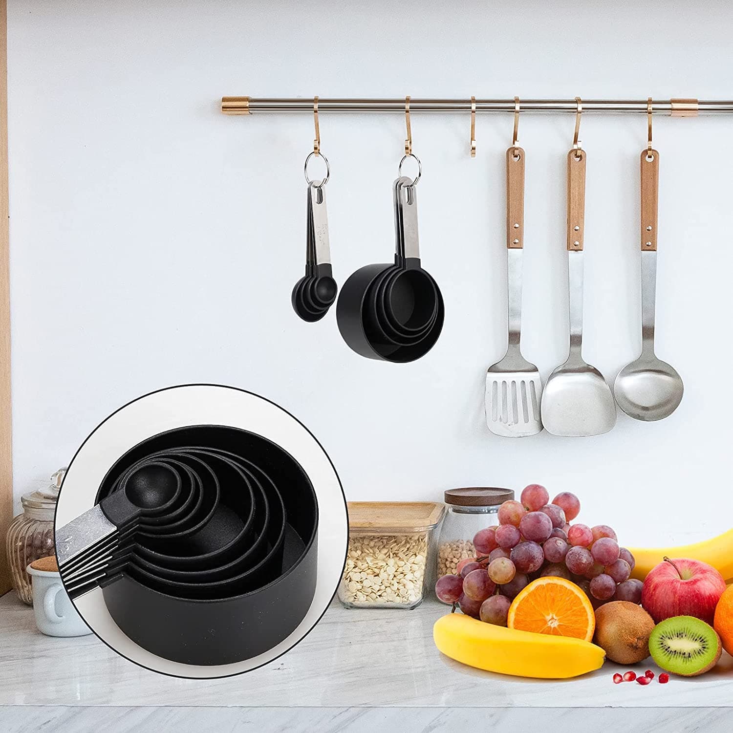 LUMAI Conjunto de Medidores de Cozinha com 8 Peças, Inclui Colheres, Xícaras e Copo Dosador em Aço Inoxidável, Precisão e Durabilidade, Ideal para Receitas e Medições – Preto thumbnail 4