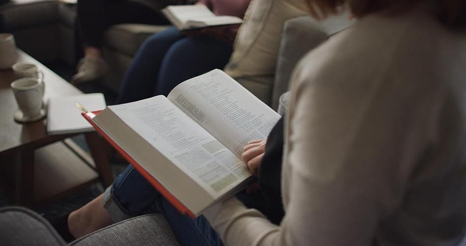 ESV Study Bible thumbnail 9