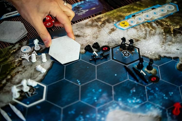 Renegade Game Studios G.I. Joe: Battle for the Arctic Circle Strategy Game | Axis & Allies Gameplay with 100+ Miniatures, Weather Dominator Scenarios, and Iconic Cobra vs G.I. Joe Combat Units thumbnail 7