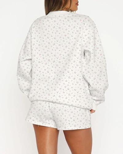 Cioatin Women Oversized Ditsy Floral Crewneck Sweatshirt Lightweight Fleece Drop Shoulder Pullover Y2K Aesthetic Fall Outfits thumbnail 2