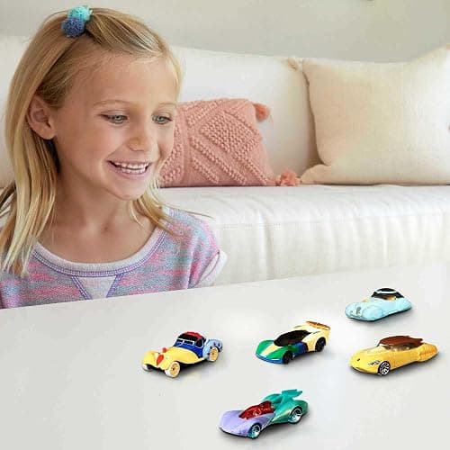 Hot Wheels Mattel Disney Princess Toy Cars 5-Pack, Set of 5 Character Vehicles in 1:64 Scale: Mulan, Snow White, Belle, Jasmine & Ariel thumbnail 2