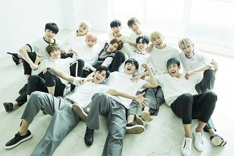 SEVENTEEN [17 CARAT] 1st Mini Album CD+POSTER+13p Photo Card+Tracking Number K-POP SEALED thumbnail 2