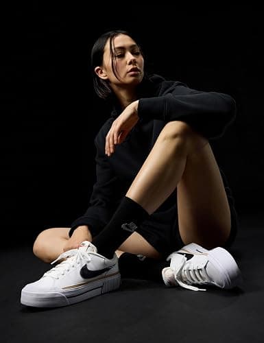 Nike Women's Court Legacy Lift Shoes thumbnail 2
