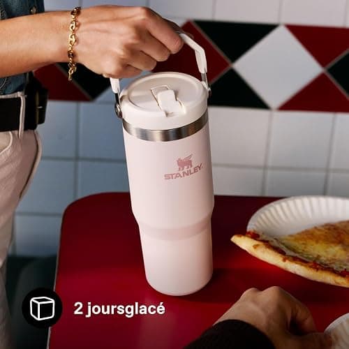 STANLEY Flip Straw Tumbler 1.0 Gourde Avec Paille 0.89L - Froid Pendant 12 Heures - Gourde Isotherme - Sans BPA - Thermos Facile à Transporter - Va au Lave-Vaisselle - Rose Quartz thumbnail 2