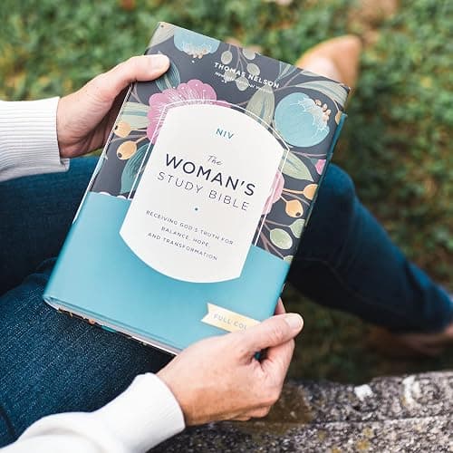NIV, The Woman's Study Bible, Hardcover, Full-Color, Red Letter: Receiving God's Truth for Balance, Hope, and Transformation thumbnail 14