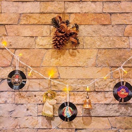 VYNYJOAN CD Wall Collage Kit Aesthetic Pictures 20pcs CD Album Cover Posters Room Decor thumbnail 5