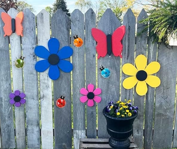 GIFTME 5 Metal Garden Wall Art Decorative Set of 4 Cute Ladybugs Outdoor Wall Sculptures thumbnail 3