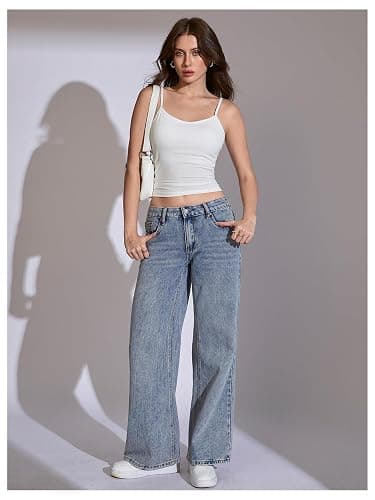 WDIRARA Women's 3 Pack Cami Crop Top Built in Bra Spaghetti Strap Tank Tops | Camisole,Basic, Versatile, Casual thumbnail 8