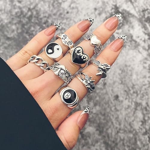 Hifot 29 Stück Y2K Ringe Set für Damen und Männer - Gothic Emo Silber, Punk Grunge Vintage - Herz, Schlange, Blume, Schmetterling, Yin Yang, Totenkopf, Frosch Accessoires Schmuck thumbnail 7