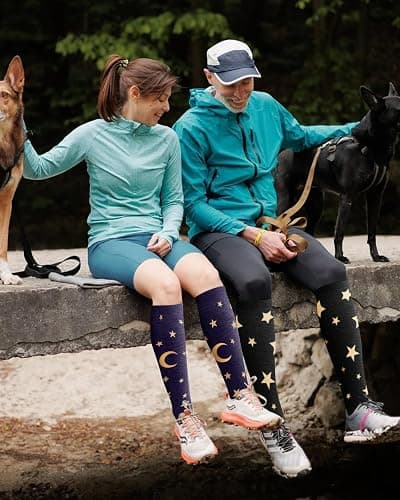 Lalapapa Bamboo Viscose Compression Socks for Women Men 2 Pairs 15-20mmHg Knee High Compression Socks Travel Nurse thumbnail 2