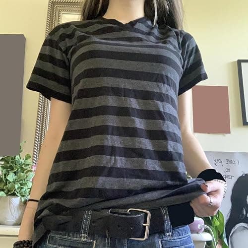Gothic Tees for Women Y2K Grunge Graphic Short Sleeve Crew Neck T-Shirts 90s Vintage Aesthetic Emo Clothes thumbnail 4