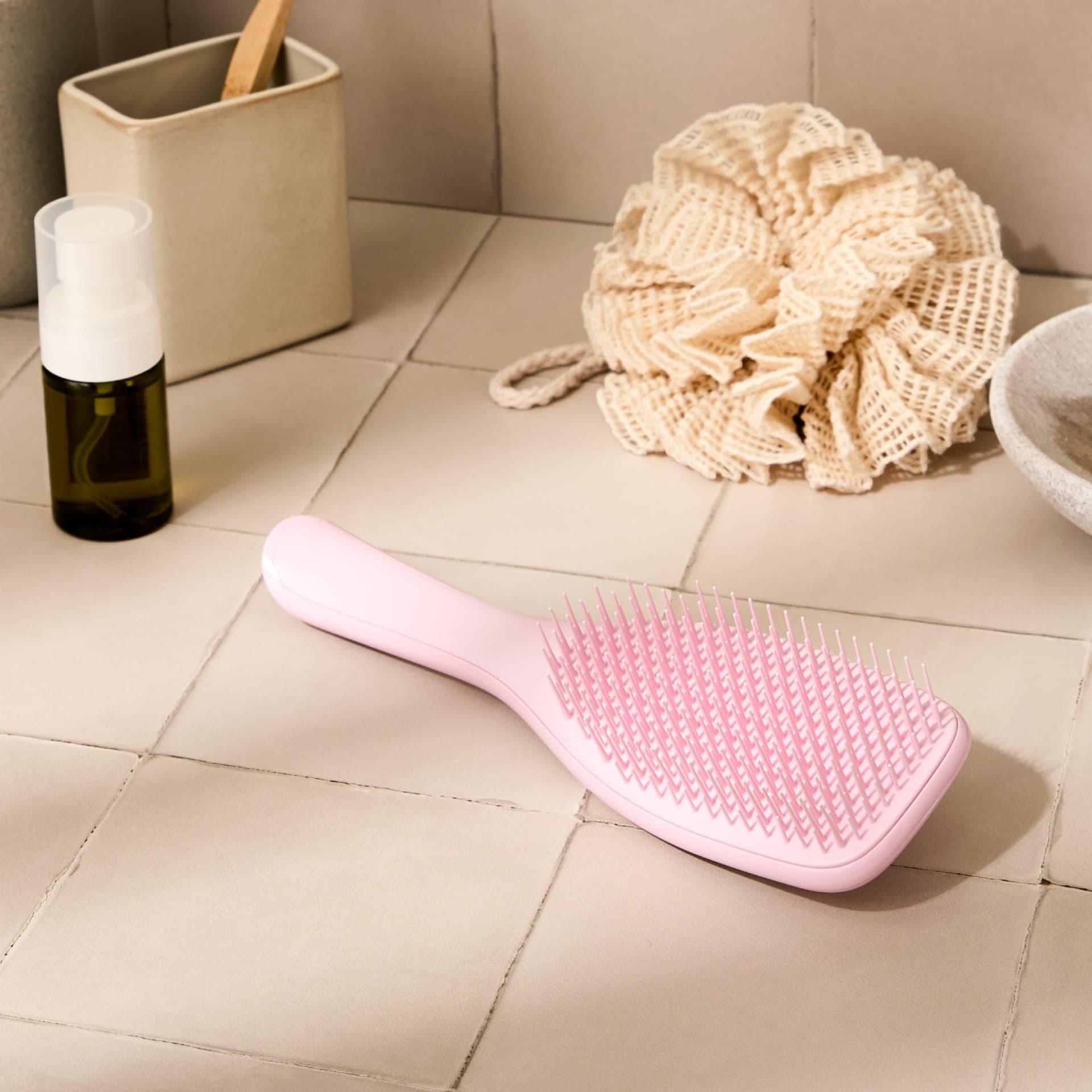Tangle Teezer Wet Detangler Hairbrush - Millennial Pink thumbnail 10
