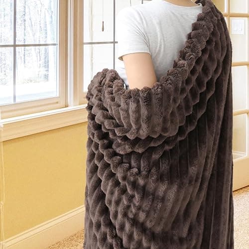 Vessia Flannel Fleece Throw Blanket for Couch,Sofa,Bed, 300GSM Striped Brown Throw Blanket for Adults and Kids, Super Soft Warm Cozy Lightweight Home Decor for All-Season(50x70inch) thumbnail 4