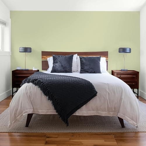 Glidden Total Interior Wall Paint & Primer All-in-One, Sage Splendor/Green, Flat, 1 Gallon thumbnail 4