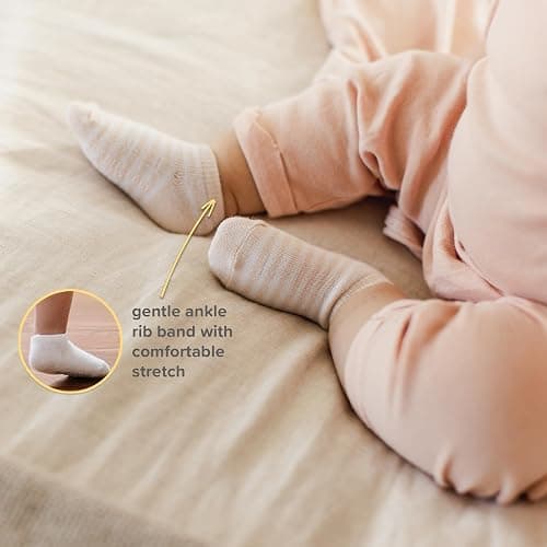 Burt's Bees Baby Baby Girls' Ankle Socks with Non-Slip Grips (6-Pack) thumbnail 4