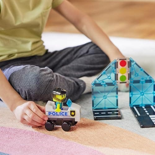 Magna-Tiles Police Patrol 20-Piece Magnetic Construction Set, The Original Magnetic Building Brand thumbnail 5