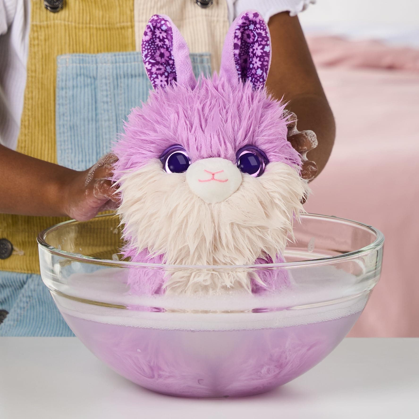 ScruffaLuvs Bunny Scruffs - Mystery Plush Toy, 14cm (5.5") Tall - Wash to Reveal a Bunny Scruff, Includes (29cm) 11.4" Deluxe Pet Carrier. Styles May Vary thumbnail 5