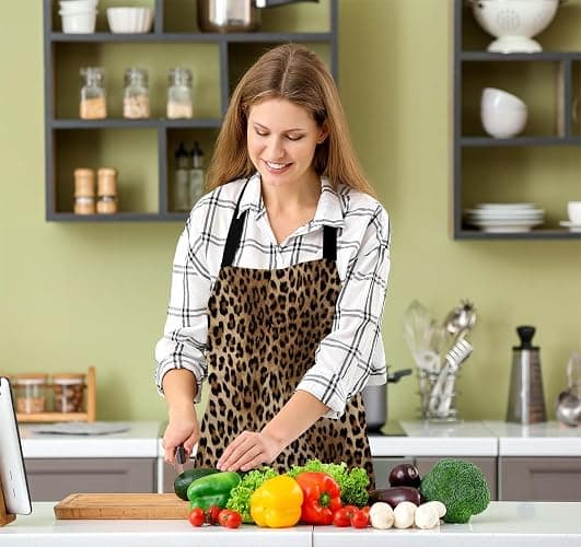 Xuwenz Leopard print pattern Kitchen Apron for Women Men, Adjustable Apron Chef Bakers Apron Cooking Apron Cooking Baking Gardening thumbnail 6