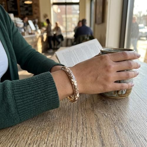 MQCEHTI Vintage Flower Cloisonne Bangle Bracelet for Women, Enamel Chunky Gold Plated Bracelets Jewelry Gifts thumbnail 2
