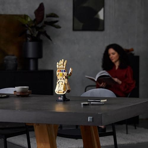 LEGO | Marvel Infinity Gauntlet Building Set for Adults - Avengers Model Kit incl. a Thanos Glove with Infinity Stones - Collectible Gift for Fans - 76191 thumbnail 6
