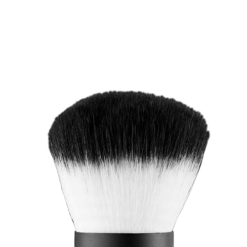 e.l.f. Kabuki Face Brush, Travel-Sized Makeup Brush For Precise & Controlled Application On-The-Go, Vegan & Cruelty-Free thumbnail 2