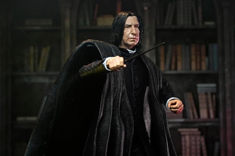 NECA - Harry Potter - Legacy Collection Severus Snape 7" Scale Action Figure thumbnail 6