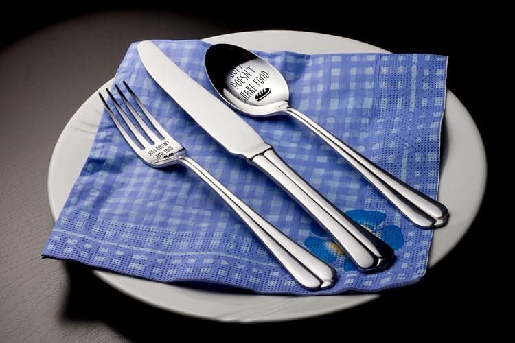 HSSPIRITZ 2 Pieces Joey Doesn't Share Food Funny Engraved Stainless Spoon Fork Set,Friends Tv Show Merchandise,Kitchen Dinner Spoop and Fork for Women, Men, Friends, Sister Birthday Christmas Gifts thumbnail 4