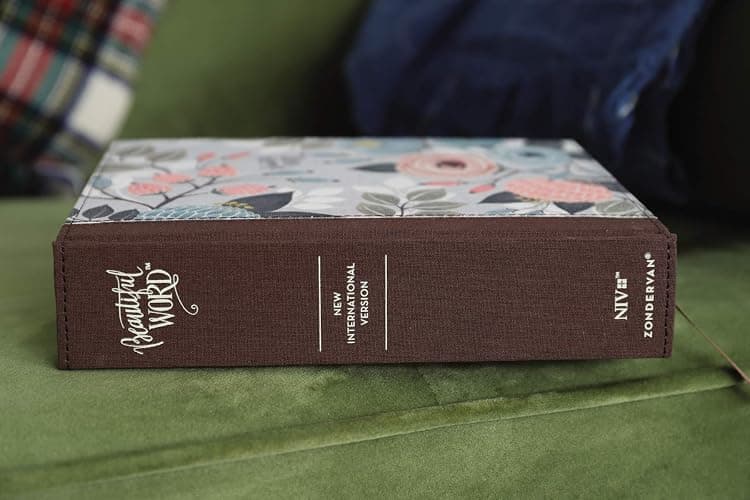 NIV, Beautiful Word Bible, Updated Edition, Journal Edition for Women, 600+ Full-Color Illustrated Verses, Peel/Stick Bible Tabs, Floral Cloth over Board, Red Letter, Comfort Print thumbnail 3