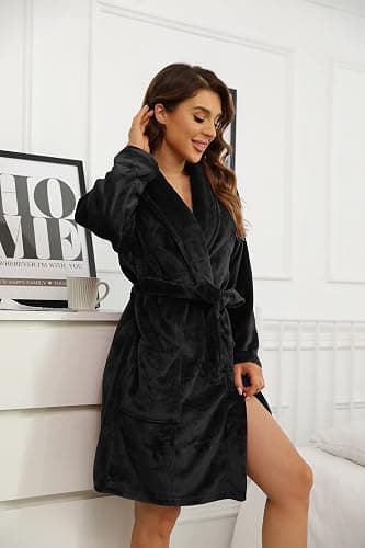 U2SKIIN Women Fleece Robe, Short Cozy Plush Robes for Womens Soft Shawl Collar Warm Spa Bathrobe thumbnail 4