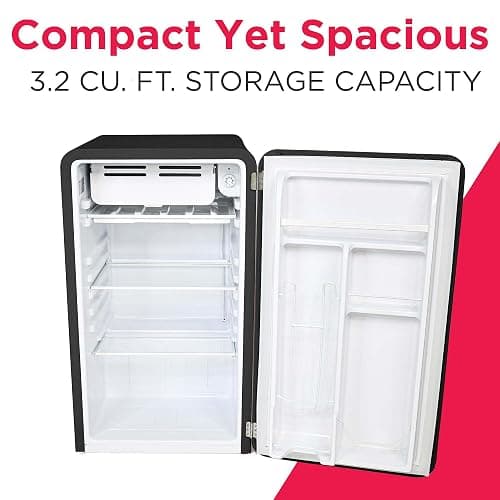 Mini Fridge thumbnail 3