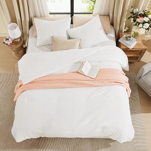 WRENSONGE Queen Comforter Set - 3 Pieces Prewashed White Comforter Soft Lightweight Bedding for All Seasons, Fluffy Down Alternative Comforter Queen Size with 2 Pillow Shams thumbnail 3