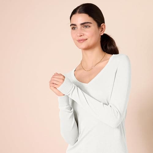 Amazon Essentials Women's Regular-Fit Lightweight Long-Sleeve V-Neck Sweater (Available in Plus Size) thumbnail 5