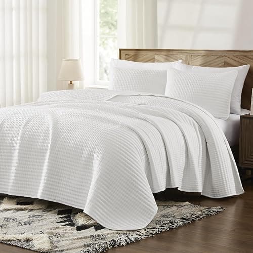 WRENSONGE White Quilt Set Queen Size-3 Pieces Lightweight Bedspreads Summer Coverlet for All Season, Soft Quilt Bedding Set with 2 Pillow Shams Suitable for Bed & Couch thumbnail 3